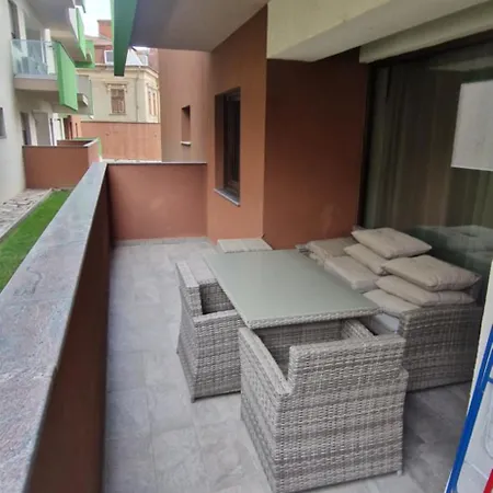 Luxury Bujorului Apartamento *
