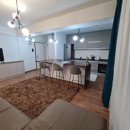 Luxury Bujorului *